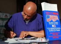 California Voters Sign Up On Last Day Of Voter Registration Drive - Justin Sullivan/Getty Images