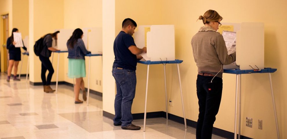 Election polls predictions